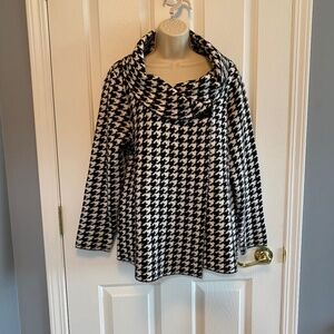 BUY 2 ITEMS & GET 1 FREE - Cleo Black & White Houndstooth Crossover Sweater Sz L